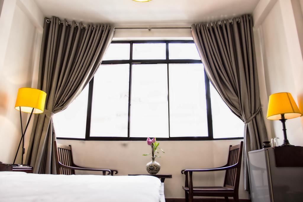Tripwriter & Bistro Khách sạn *
